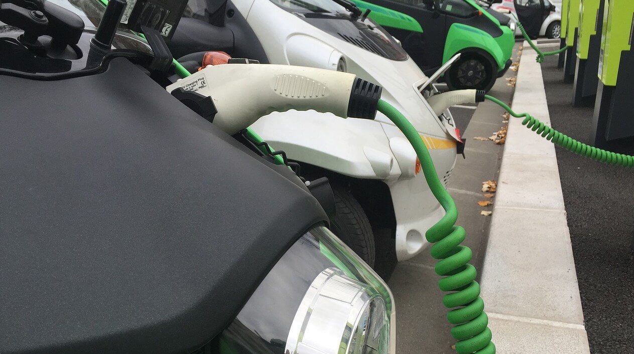 Movilidad inteligente, la conectividad es el pilar de la revolución del carro eléctrico